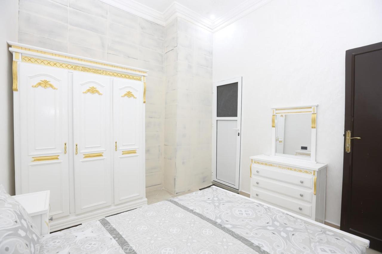 Velasquez Apartment Tangier Exterior photo