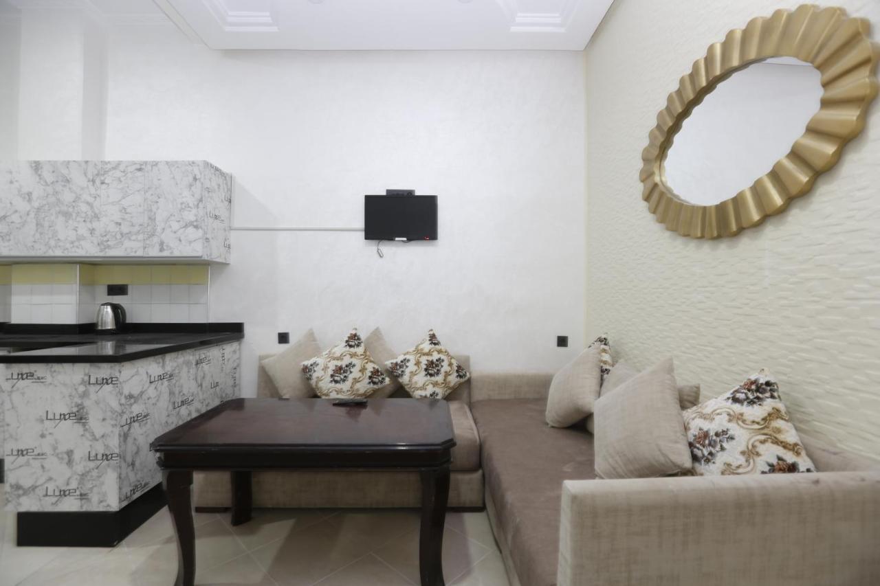 Velasquez Apartment Tangier Exterior photo